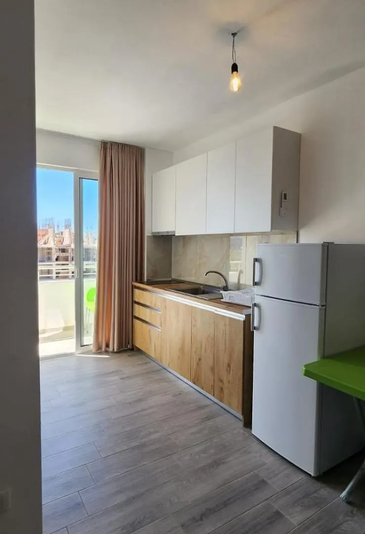 Summer Apartments In Shëngjin